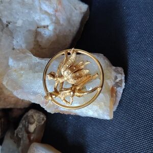 SOLD Vintage Gold tone 3D  Dancing Couple Brooch Pin w Rhinestones